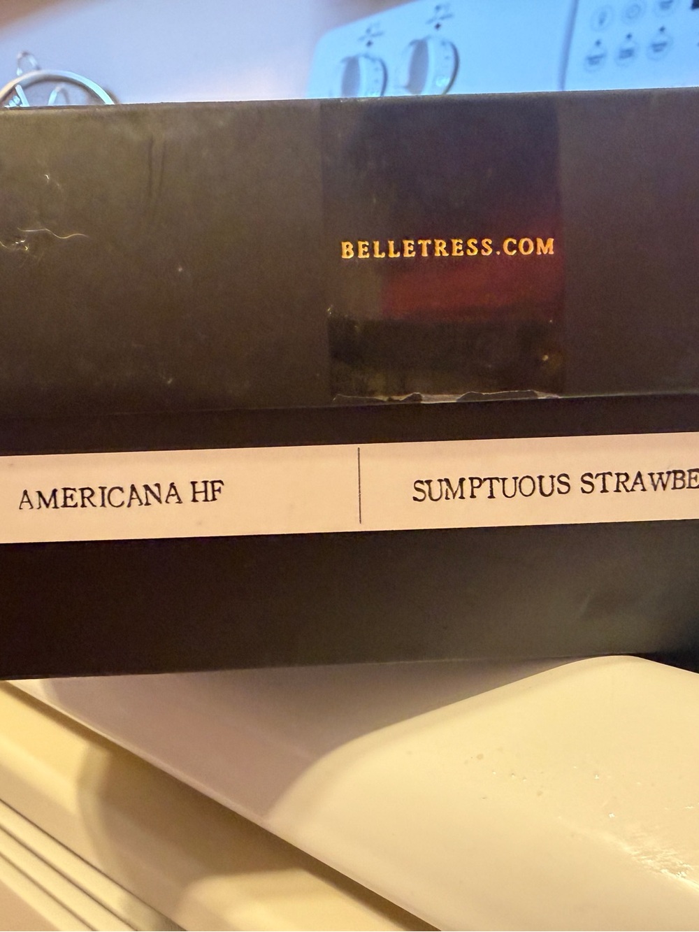 Belle Tres Sumptuous Strawberry Americana HF - Picture 2 of 2